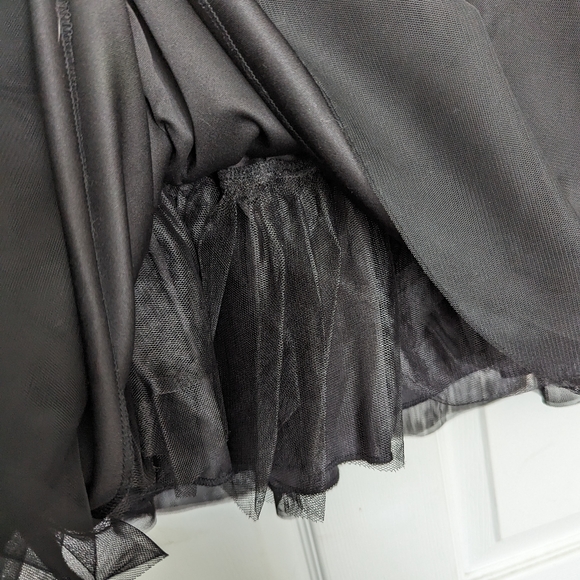 Women's Crystal Halter Top & Skirt 2 Piece Set - Size 3 - Picture 7 of 7